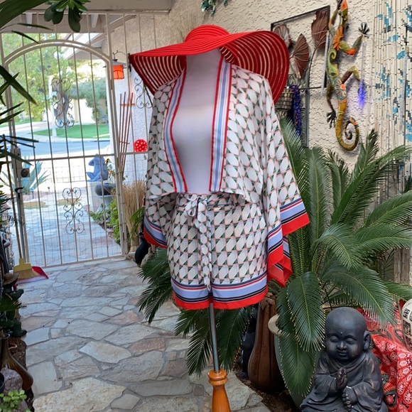 FIRM❣️❣️FUN 3PIECE SPRING N SUMMER OUTFIT❣️❣️ - Picture 2 of 9